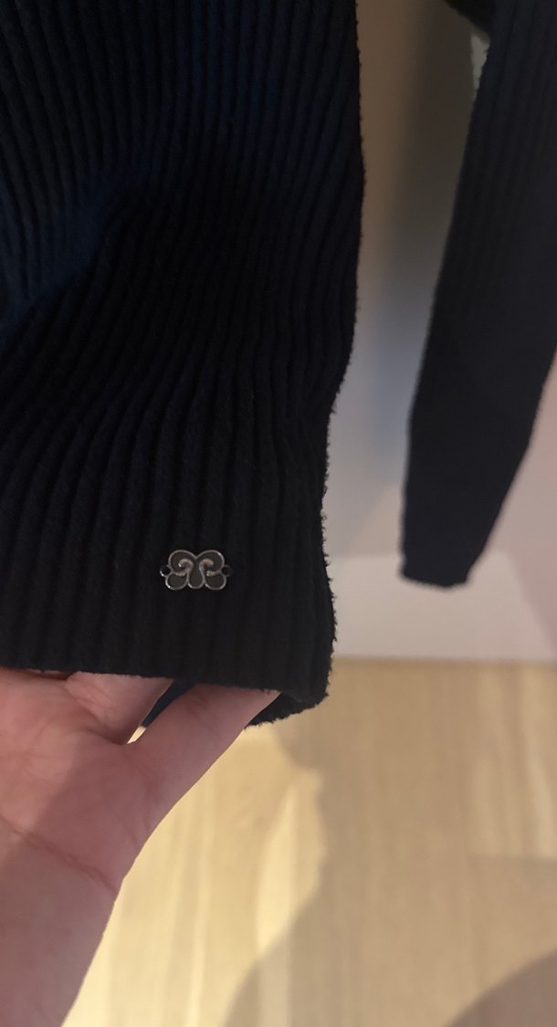 Fermuarlı Siyah Yüksek Yakalı Çocuk Kazak - Görsel 3