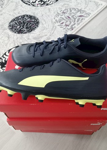 38 Beden Puma Lacivert Velcro Bağcıklı Desenli Futbol krampon kutulu