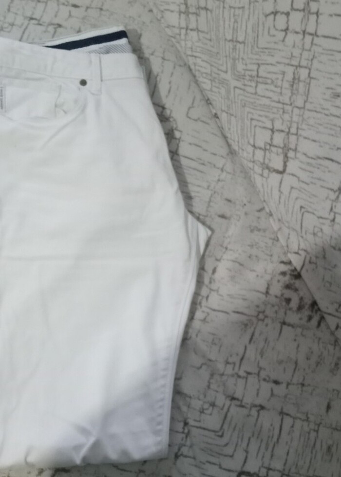 Armani jeans beyaz kot pantolon sıfır ayarında hiç bir sıkıntısı - Görsel 3