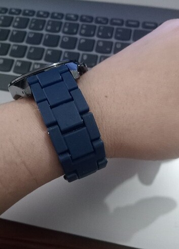 polo55 dekoratif kadran silikon kordon unisex kol saati çok az k - Görsel 2