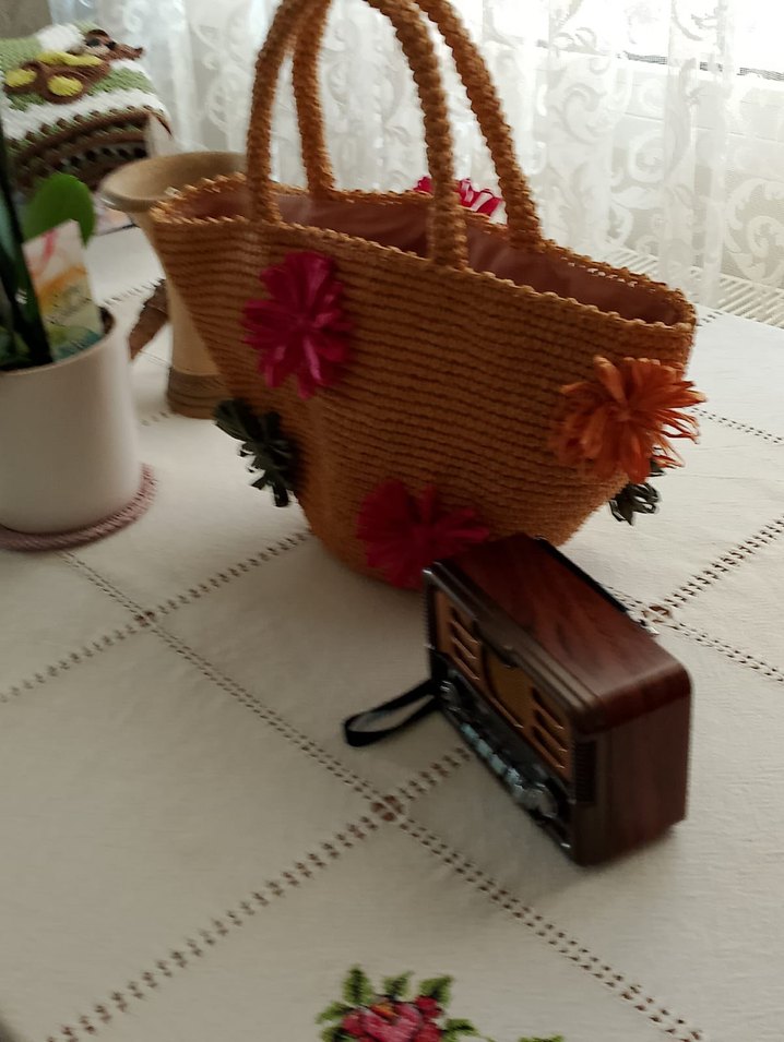 Renkli Püsküllü Bohem Örgü Kadın Çanta - Görsel 5