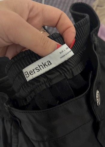 Bershka Siyah Deri bomber pantolon - Görsel 5