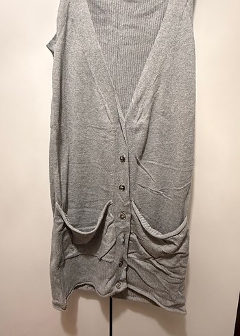 Gri V Yaka Düğmeli Kolsuz Triko Elbise - Görsel 2