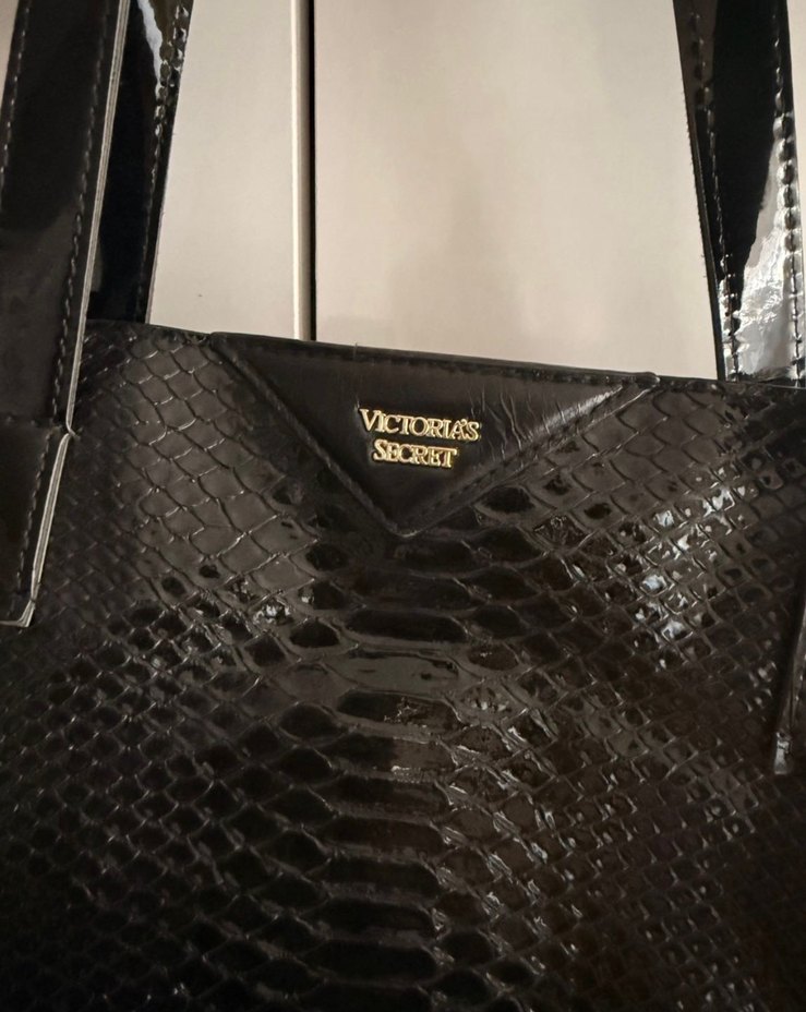 Victoria secret kol çantası - Görsel 3