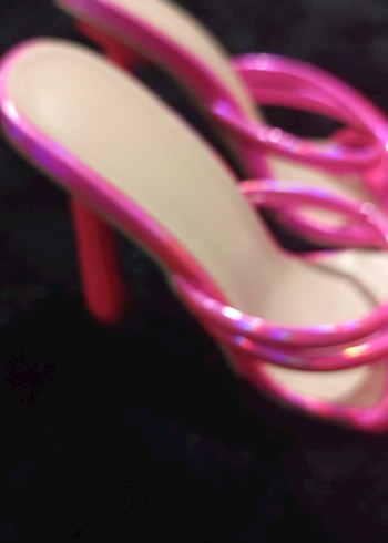 Pembe Rugan Stiletto Topuklu Terlik - Görsel 8