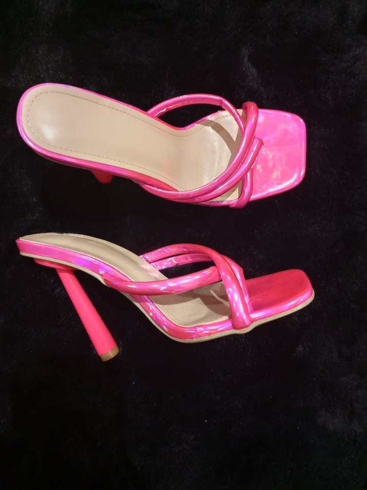 Pembe Rugan Stiletto Topuklu Terlik - Görsel 2