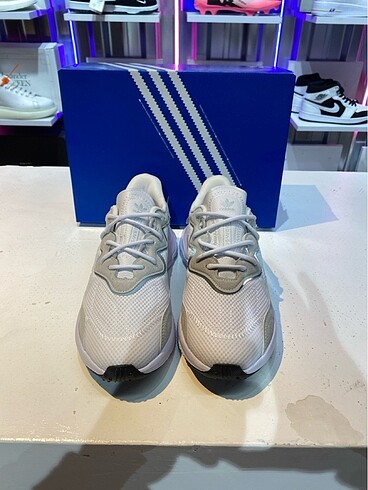 Adidas Tüm ürünler 0 orijinaldir