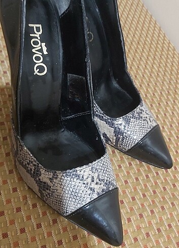 38 Beden Siyah stiletto
