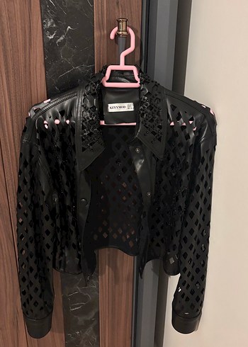 Düğmeli Siyah Deri Gotik Kadın Ceket - Görsel 2