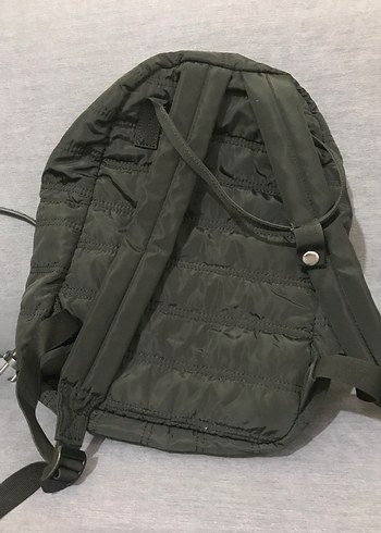 Siyah Fermuarlı Kadın Sırt Çantası - Görsel 4