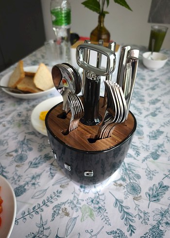 Kırmızı SMEG Bıçak standi - Görsel 5