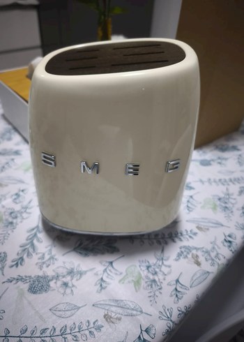 SMEG Marka 6li Şef bıçak seti ve standi - Görsel 10