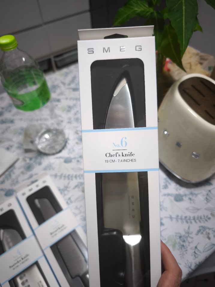 SMEG Marka 6li Şef bıçak  seti ve standi - Görsel 4