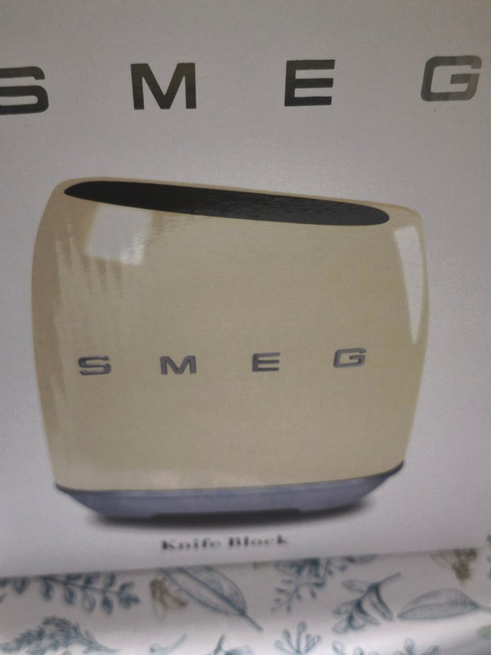 SMEG Marka 6li Şef bıçak  seti ve standi - Görsel 2