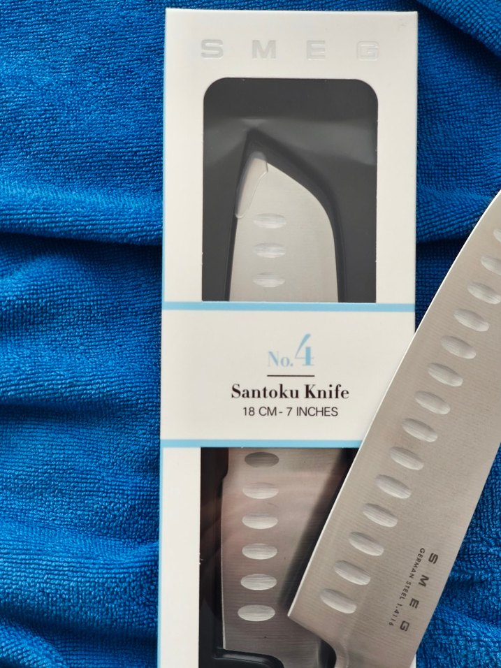 SMEG marka 18 cm Santoku Bıçağı Alman çeliği - Görsel 5