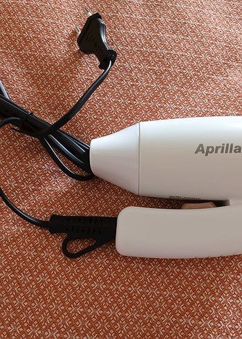 Diğer Aprilla Beyaz Saç Kurutma Makinesi