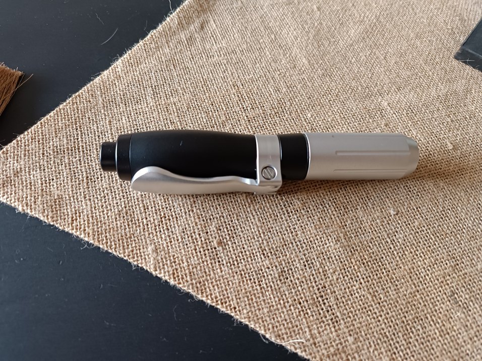 hyaluron pen iğnesiz dolgu cihazi - Görsel 3