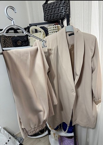 Bej Uzun Kesim Kadın Blazer