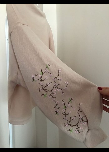 Nakış Detaylı Pembe Triko Kadın Kazak - Görsel 2