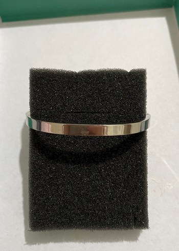 Parlak Yıldız Detaylı Altın Renk Bilezik - Görsel 2