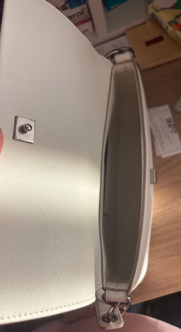 Beyaz Minimalist Deri Kadın Çanta - Görsel 3