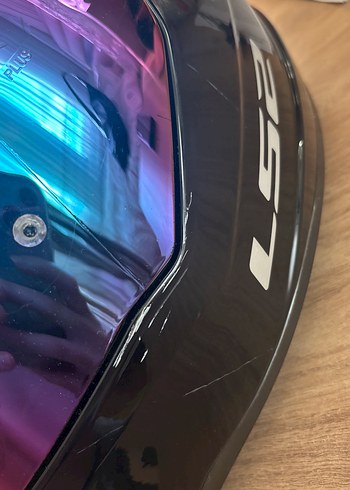 Parlak Siyah LS2 Motosiklet Kaskı - Görsel 3