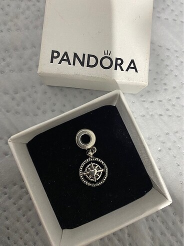 Pandora Pandora Dönen Pusula Sallantılı Charm