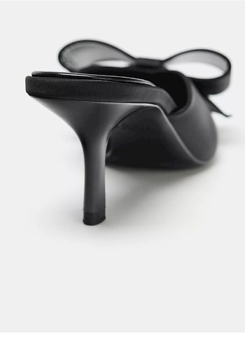 Siyah Fiyonk Detaylı Stiletto Terlik - Görsel 2