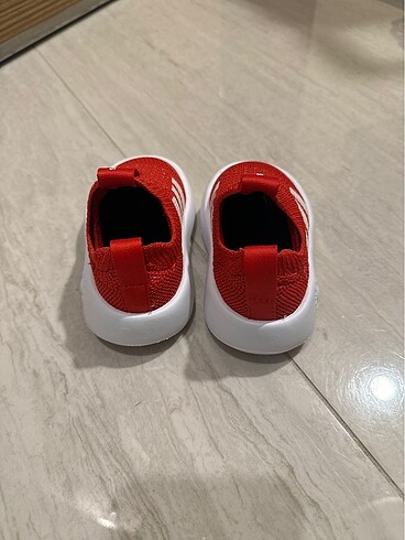 20 Beden ADİDAS BUBBLE COMFY 20 NUMARA SIFIR