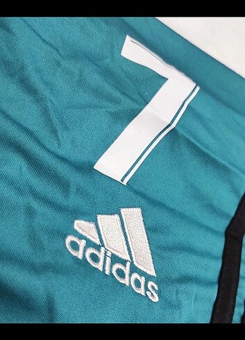 Standart Beden Beden turkuaz Renk 2018 Cristiano Ronaldo forması seti