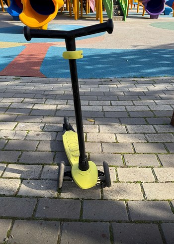 Sarı Çocuk Scooterı - Görsel 2