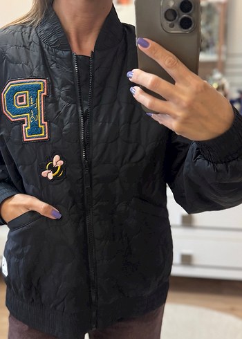 Siyah Baskılı Rahat Kesim Kadın Mont - Görsel 5