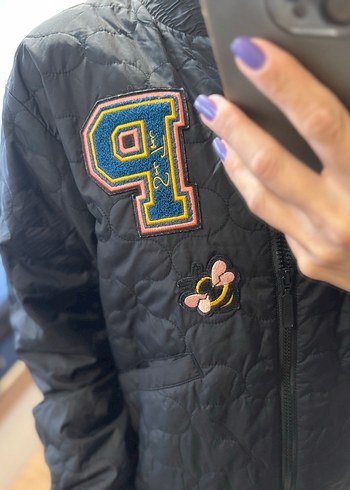 Siyah Baskılı Rahat Kesim Kadın Mont - Görsel 3