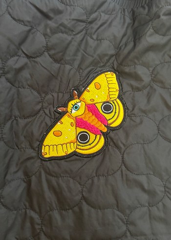 Siyah Baskılı Rahat Kesim Kadın Mont - Görsel 6