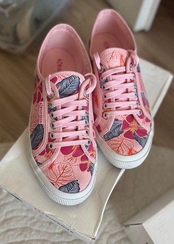 Superga 39,5