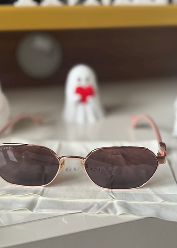 Gucci Parlak Altın Kadın Güneş Gözlüğü - Görsel 3