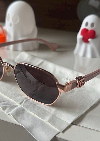 Gucci Parlak Altın Kadın Güneş Gözlüğü - Görsel 2