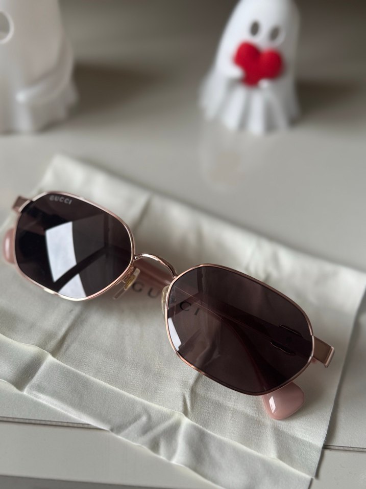 Gucci Parlak Altın Kadın Güneş Gözlüğü - Görsel 4