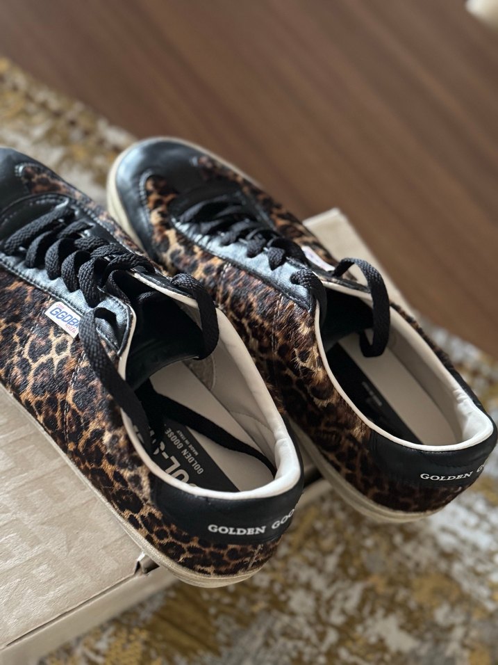 Golden Goose Leopar Desenli Kadın Deri Spor Ayakkabı - Görsel 2