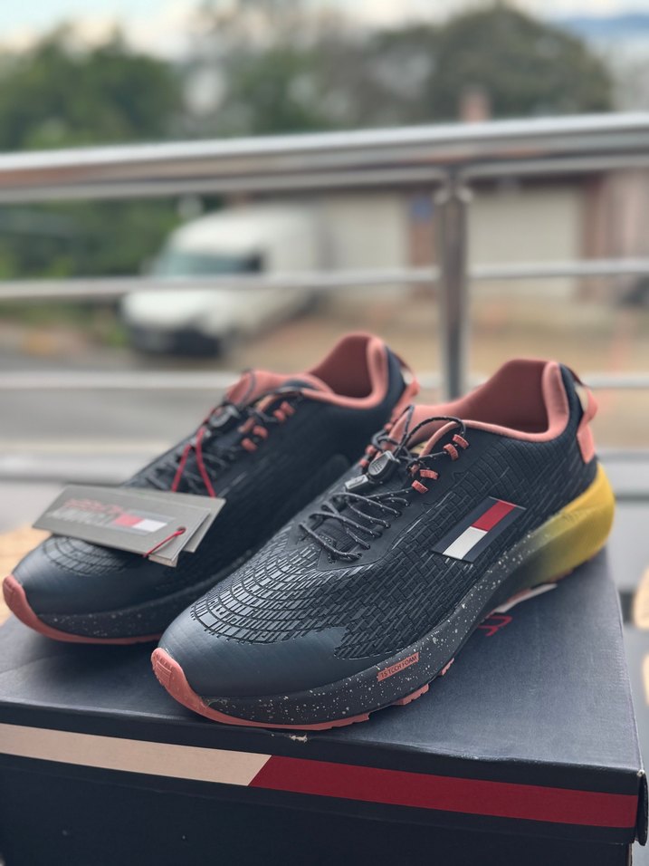 TOMMY HİLFİGER - Görsel 3