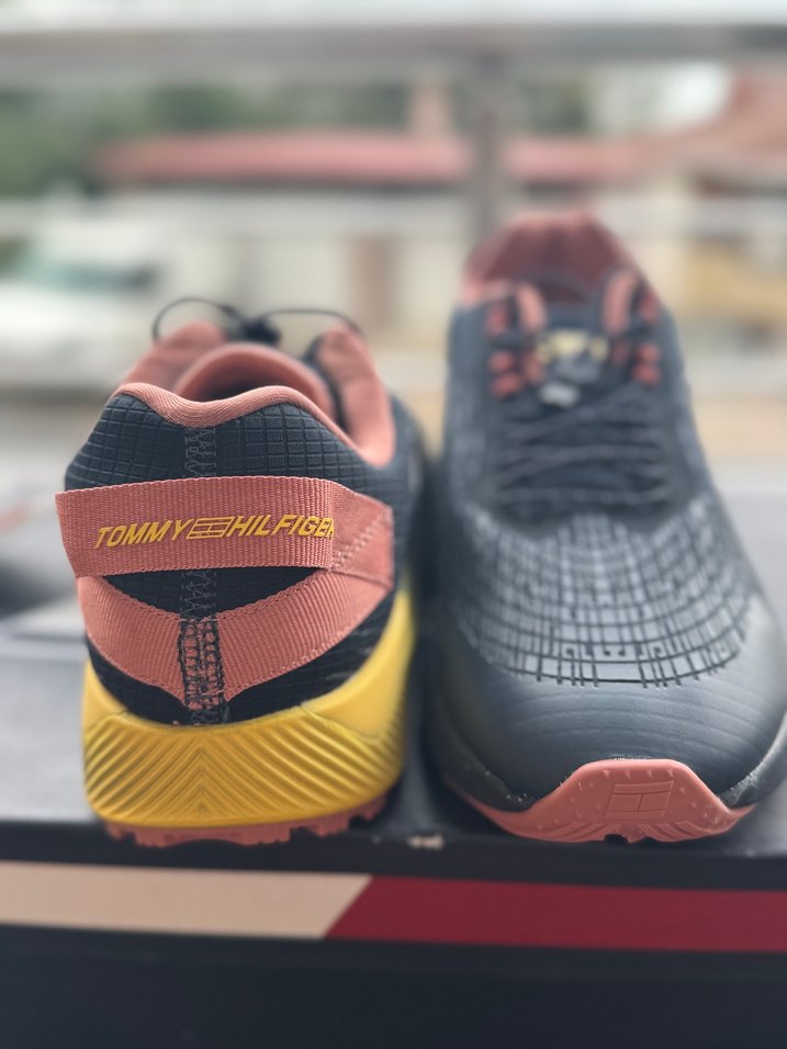 TOMMY HİLFİGER - Görsel 2