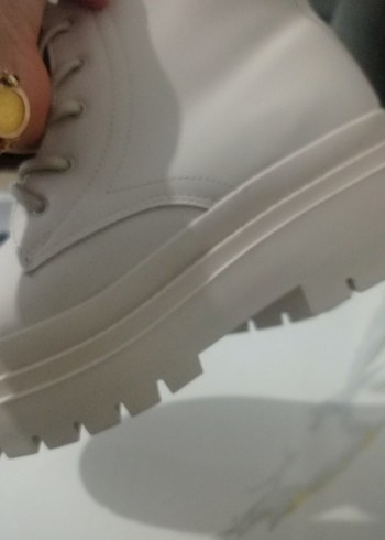 Beyaz Stiletto Topuklu Kadın Bot - Görsel 8