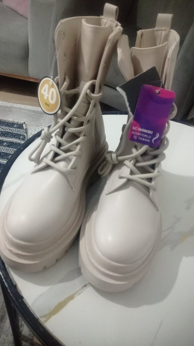 Beyaz Stiletto Topuklu Kadın Bot - Görsel 2