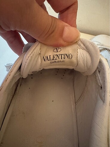 37 Beden beyaz Renk Valentino Garavani- orijinal, deri sneaker
