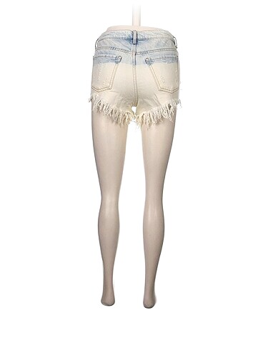 34 Beden Bershka Jean / Kot Şort %70 İndirimli.