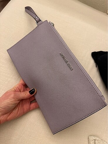 Micheal Kors ince clutch