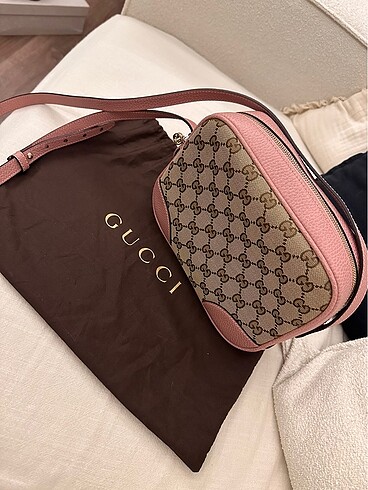 Gucci baskılı çanta