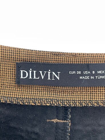 36 Beden çeşitli Renk Dilvin Mini Şort %70 İndirimli.