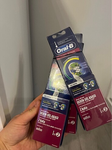 Oral-B Diş Fırçası Yedek Başlığı Floss Action 2 Adet - Görsel 2