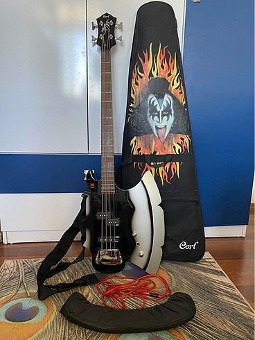 Cort Gene Simmons Axe Bas gitar